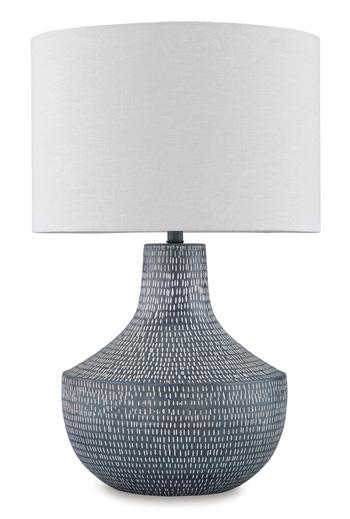 Schylarmont Table Lamp