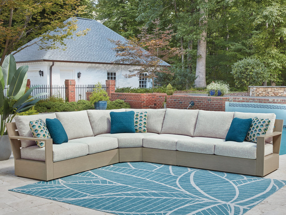 Kimpton Isle Outdoor Sectional